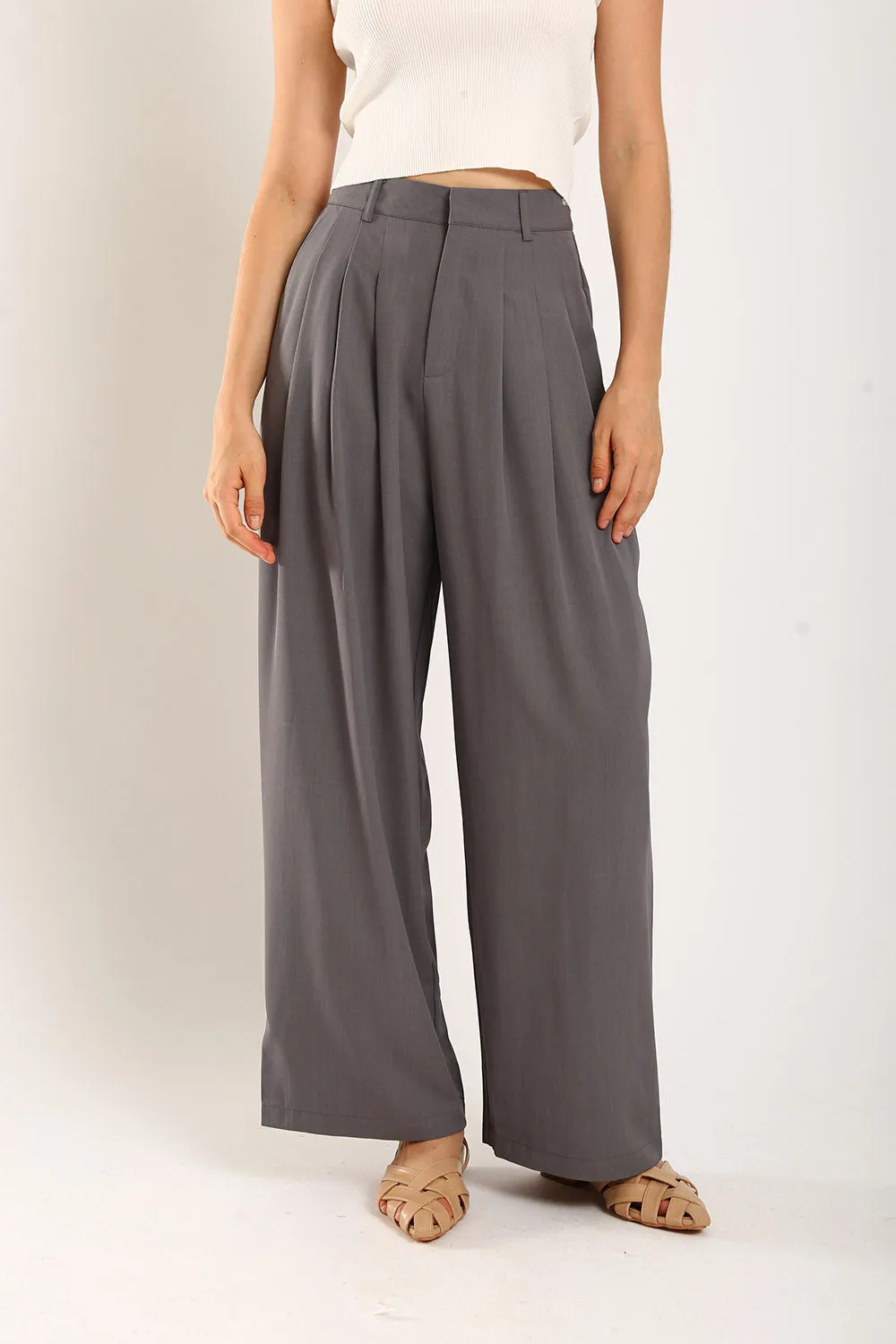 Claudette Relaxed Tailored Pants in Grey