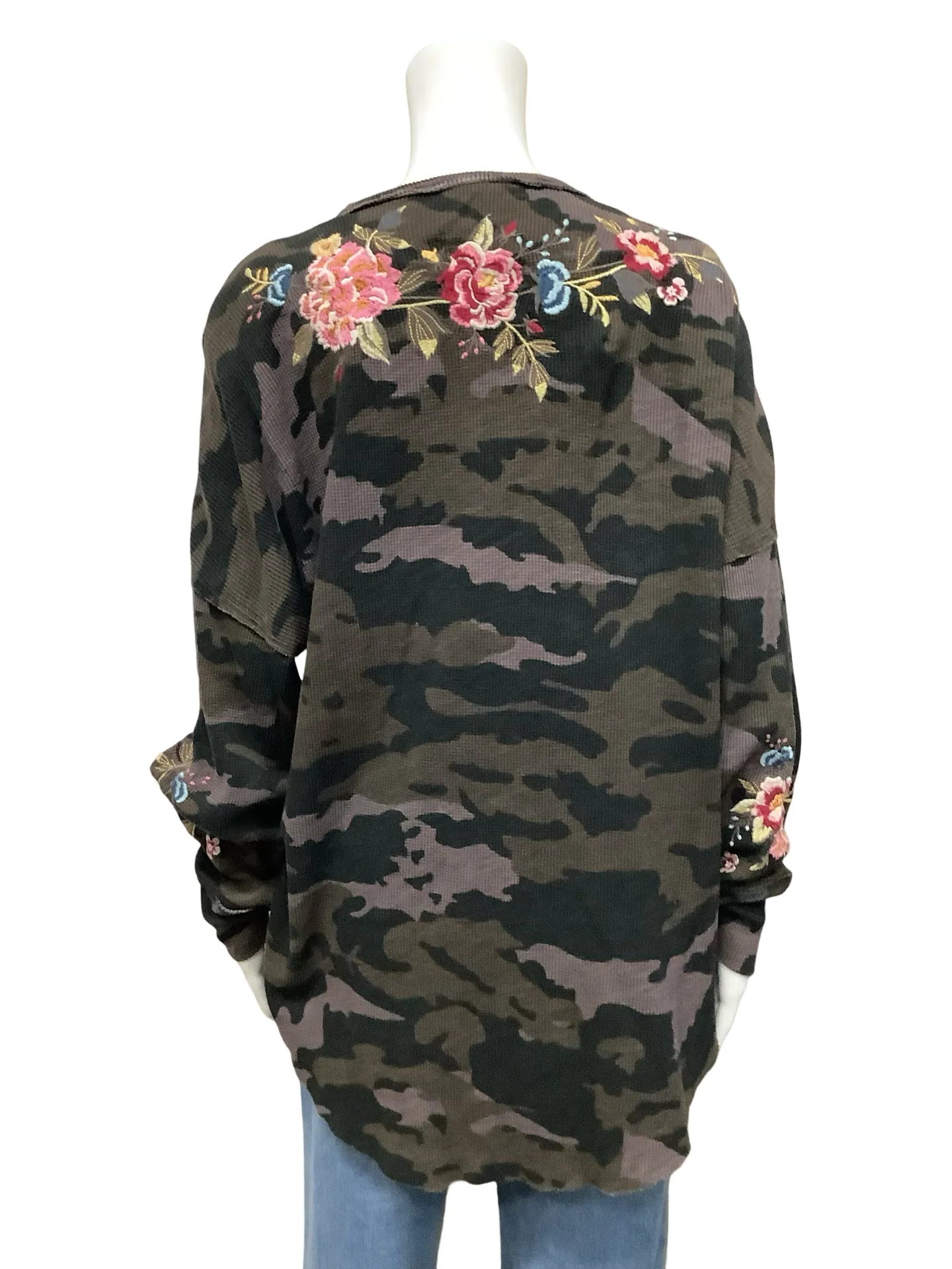 Johnny Was Floral Camo Printed V Neck Thermo Top Size: XL