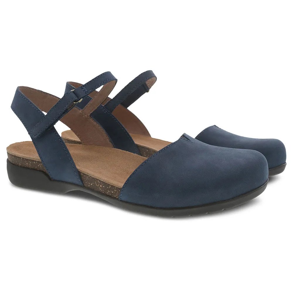 Rowan Closed Toe Sandal